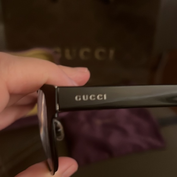 Gucci eyeglasses with case, dust cloth - Picture 14 of 17